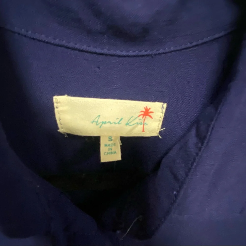 April Kiss Sz XL Dark Blue Linen Blend Button Down Shirt NWT - Picture 3 of 6